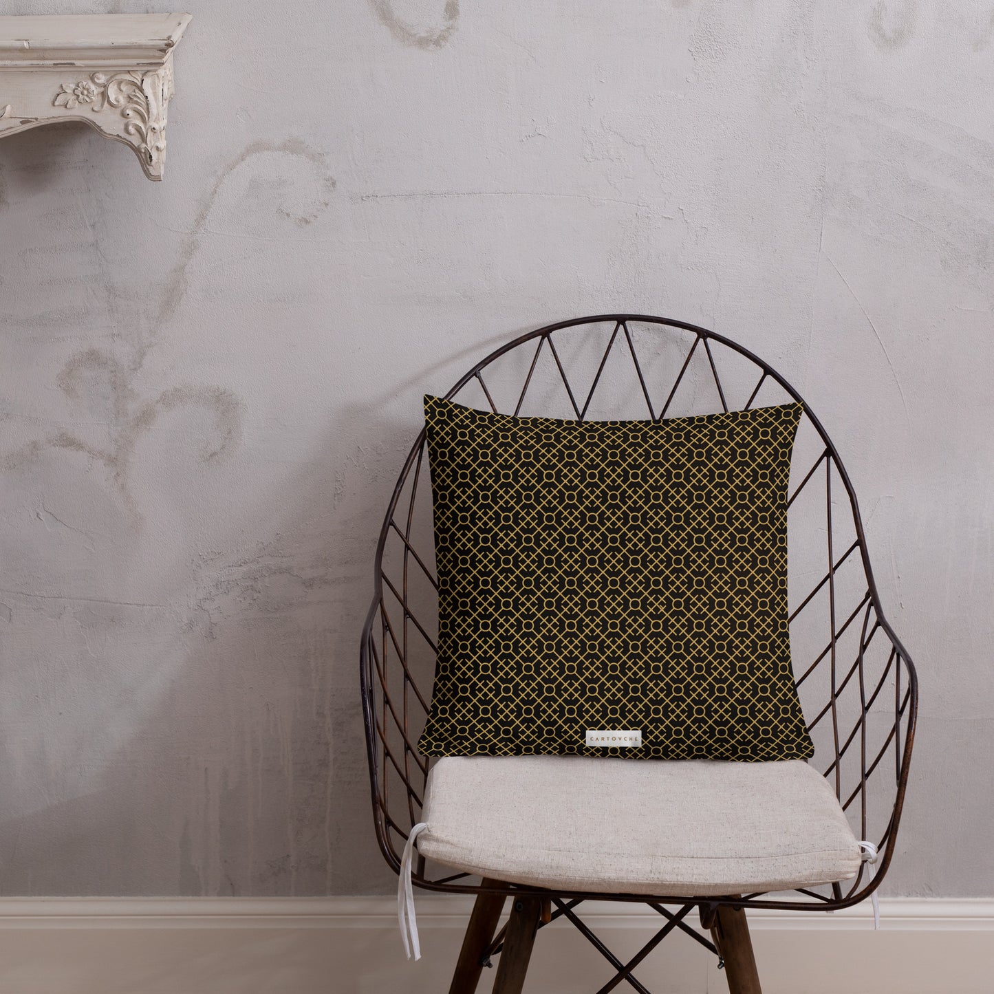 'Gold Lattice' Cushion