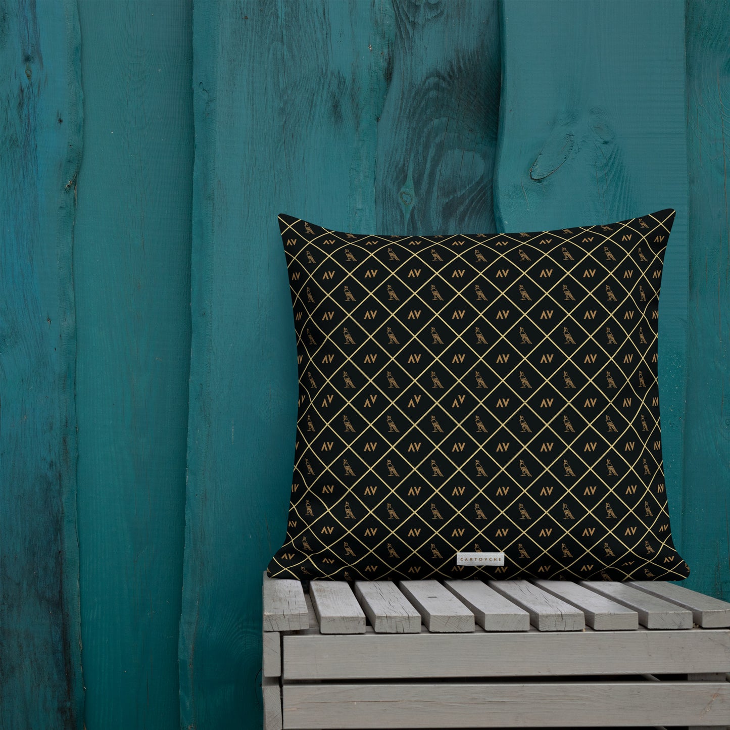 'Gold Cartovche Diamonds' Cushion